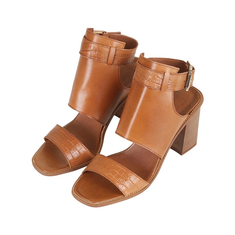 Topshop RADIO Cut-Away Sandals